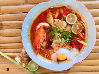 ร้านก๋วยเตี๋ยวแม่ทองม้วน ปานศรี’sเปียกเส้น