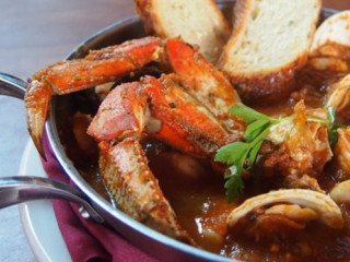 Cioppino's