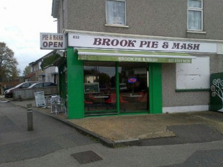 Brook Pie And Mash