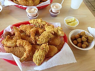 Sam's Southern Eatery