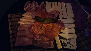 restaurant image