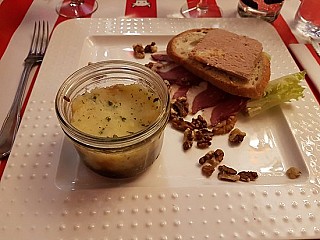 restaurant image