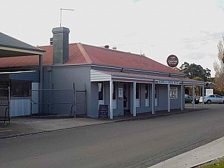 Riddells Creek Hotel