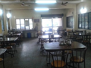 Karuppaiya Chettinadu Restaurant - KMS