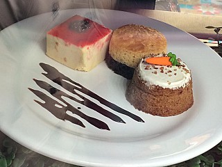 restaurant image