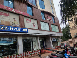 restaurant image