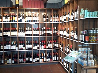 Wein & Vinos