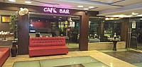 Cafe Bar