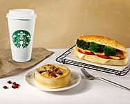 Starbucks Xīng Bā Kè Rén ài Yán Jí Mén Shì