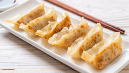 4. Gyoza (6)