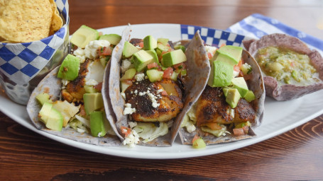 Tacos De Cod De Mare De Neuitat