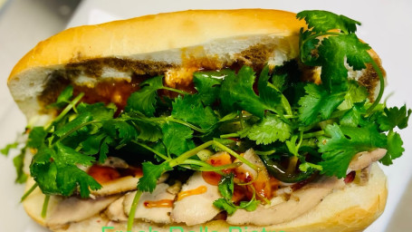 Vietnamese Bbq Chicken (8 Baguette)