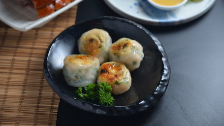 288. Grilled Chives Shrimp Dumplings Xiān Xiā Jiǔ Cài Guǒ