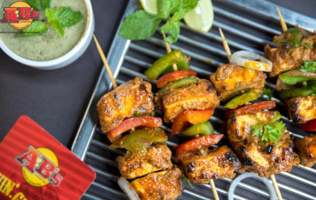 Mirch Masala Paneer Tikka [6 Buc]