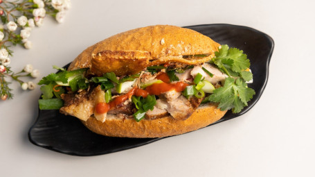 Famous Roasted Pork And Crackle Bread