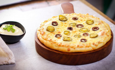 Pizza Cu Măsline Jalapenos