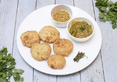 Clubul Kachori Sabji