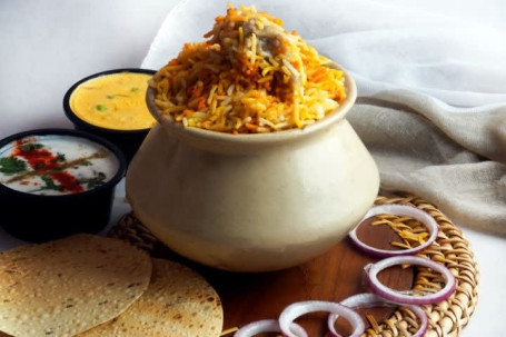 Afghani Chicken Biryani (Serves 2-3)