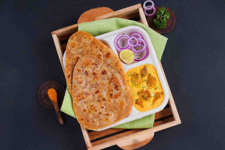 Sos De Pui Mughlai Cu Triangle Paratha