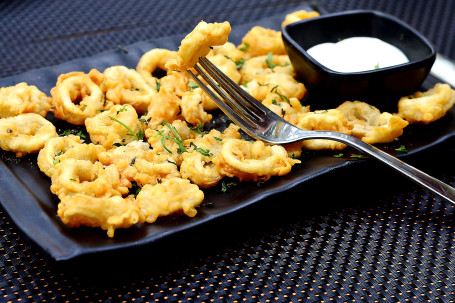 Crispy Fried Calamari (Squid)