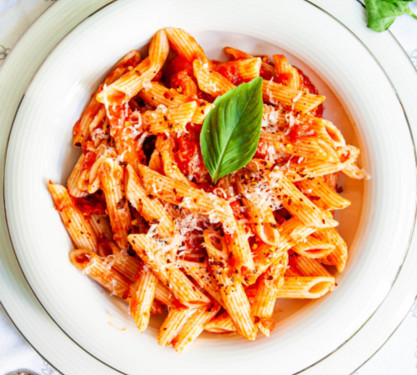 Veg Pasta In Arrabbiata Sauce