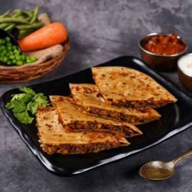 Amestecul Picant Veg Paratha