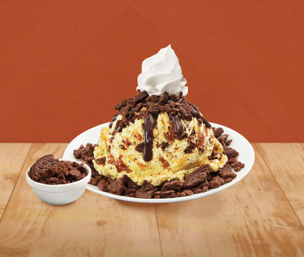 Sundae Cu Butterscotch Fudge Cu Oreo