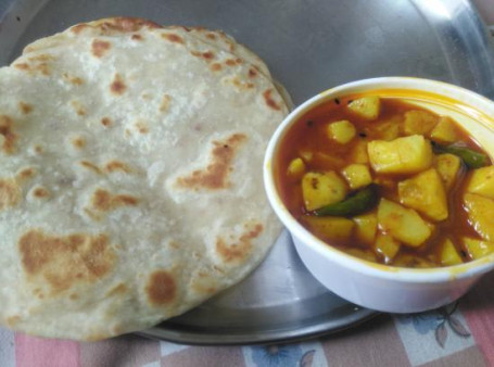 Maida Paratha 2 Pcs With Aloo Sabji