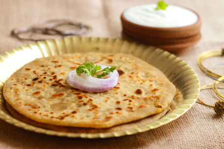 Paneer Prantha With Curd