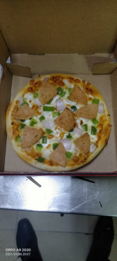 10 Medium Chicken Salami Pizza