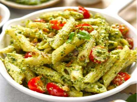 Exotic Green Pesto Sauce Pasta