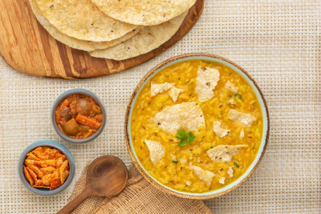 Clasic Rajasthani Dal Papad Khichdi