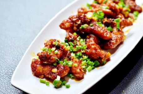 Chilly Garlic Pepper Chicken (8Pcs)