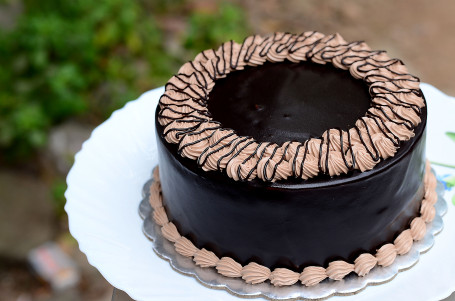 Truffle Cake (One Pound)