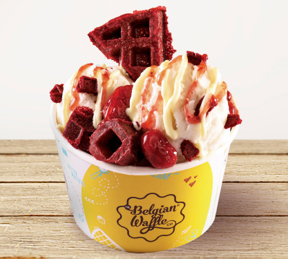 Berry Red Velvet Sundae Mare