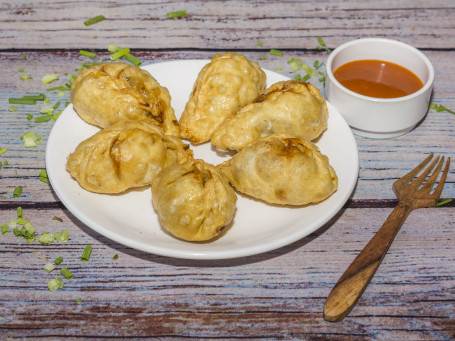 Chicken Momo Fry (6 Pcs)