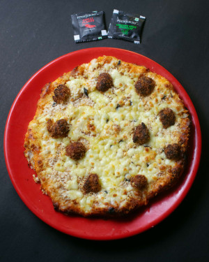 Pizza De Chiftele De Pui