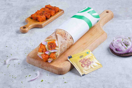 Masala Paneer Tikka Wrap Integrală