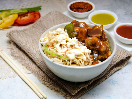 Egg Schezwan Noodles+ Chilli Chicken Bowl Combo