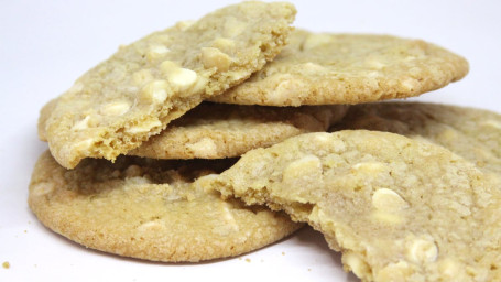 White Chocolate With Macadamia Nut Cookie