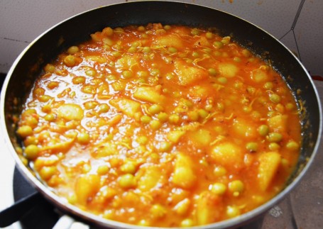 Aloo Matar