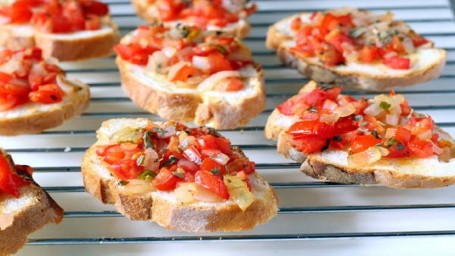 Bruschetta Clasică