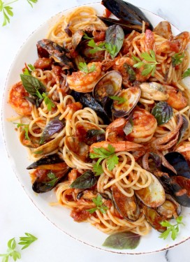 Spaghetti Cu Frutti Di Mare