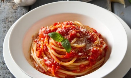 Spaghete Pomodoro