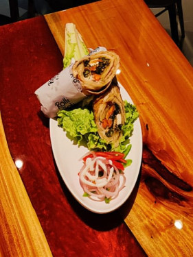 Non Veg Italian Twist Roll