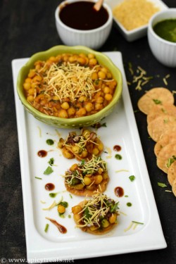 Papdi Chaat