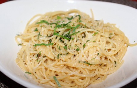 Rigatoni Aglio E Olio