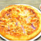 Medium Onion Pepper Que Pizza