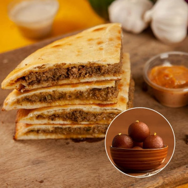 Chicken Keema Paratha Gulab Jamun (1 Piece)