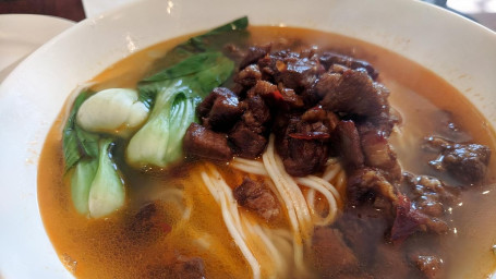 C14. Salted Vegetable Pork Noodle Soup Xuě Cài Ròu Sī Tāng Miàn